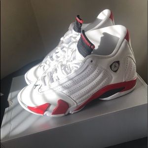 Jordan retro 14 (candy cane)